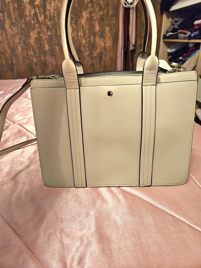 Joli sac Aldo beige
