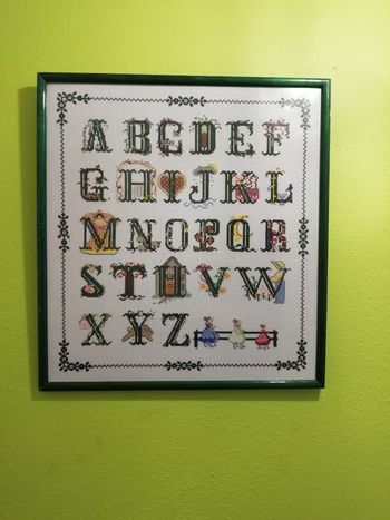 Cadre abécédaire brodé 