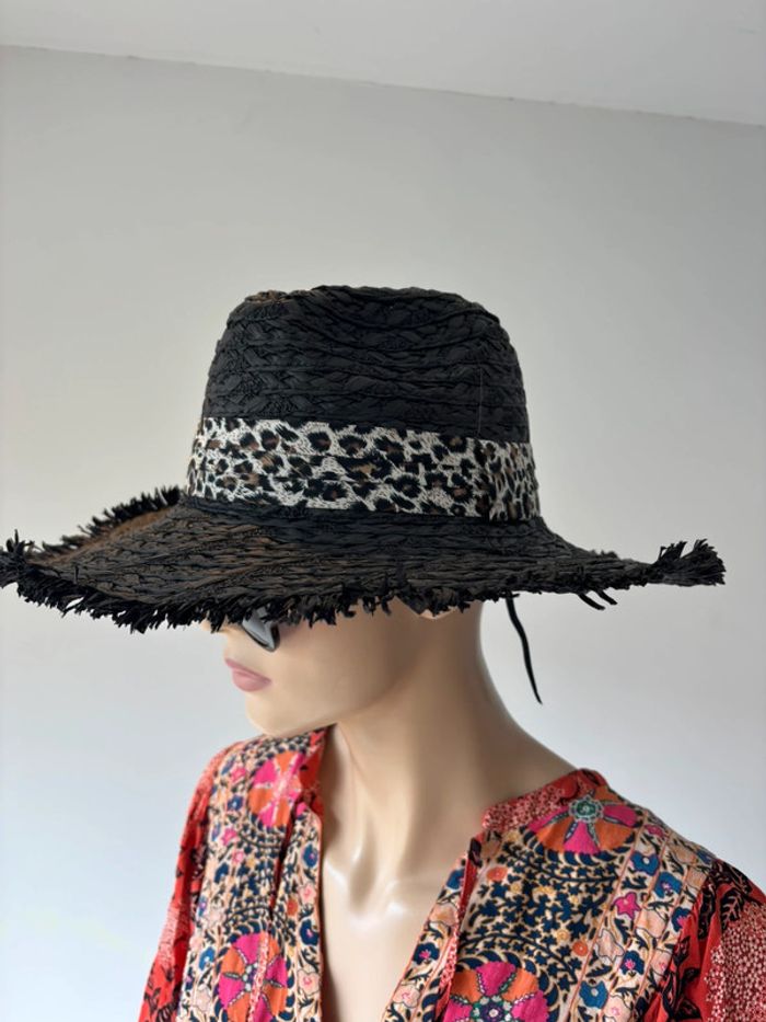 Chapeaux de paille neuve avec étiquette taille unique - photo numéro 2
