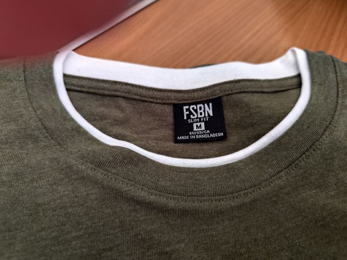 Lot 3; tee shirtd - photo numéro 3