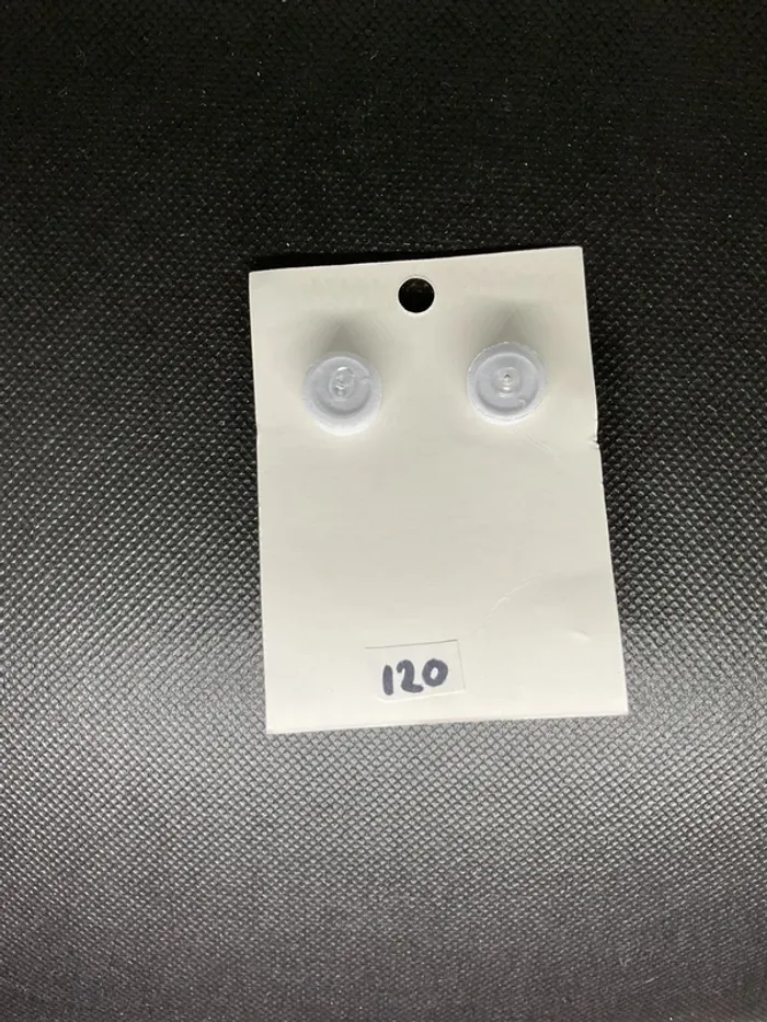Boucles d’oreilles n°120 neuve - photo numéro 2