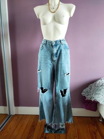 Jeans évasé troué