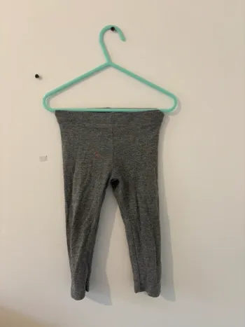 Legging gris Kiabi – Taille 3 ans (90/97 cm)