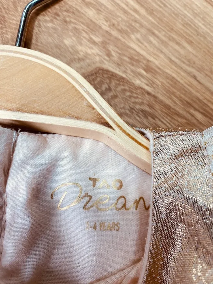 Taille 3-4 ans Robe créateur fille TAO beige pêche doré * satin tulle scintillant * 🩷 - photo numéro 8
