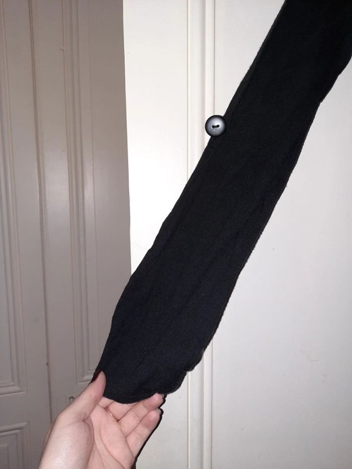 Petit pull noir - photo numéro 3