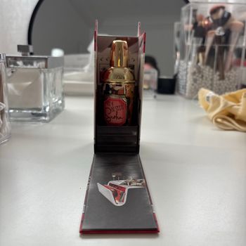 Eau de toilette Benefit neuve