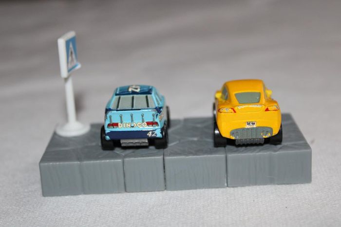 Disney Pixar lot voiture minature film "cars" - photo numéro 5