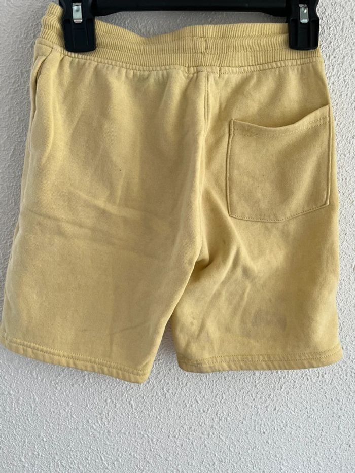 Short Gémo taille 7 ans 💫 - photo numéro 2