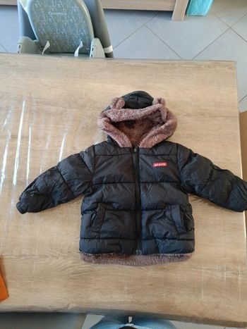 Manteau garçon taille 9/12 mois
