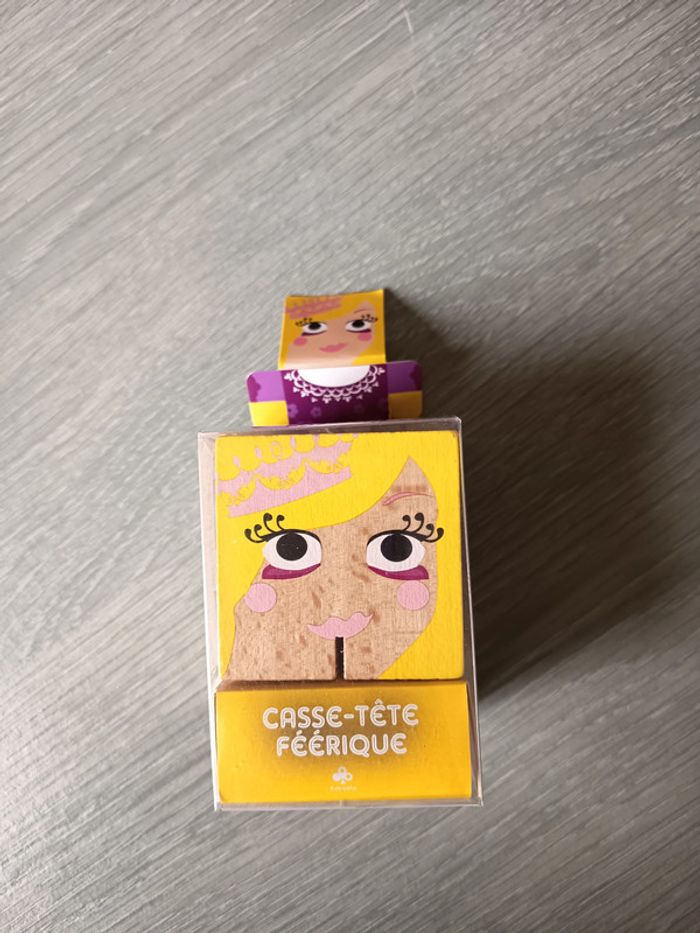 Casse tête féerique.