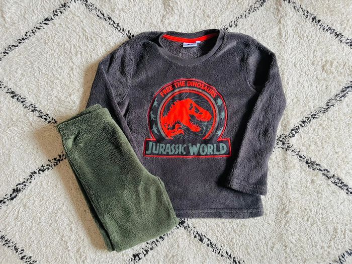 Pyjama jurassik world 6 ans