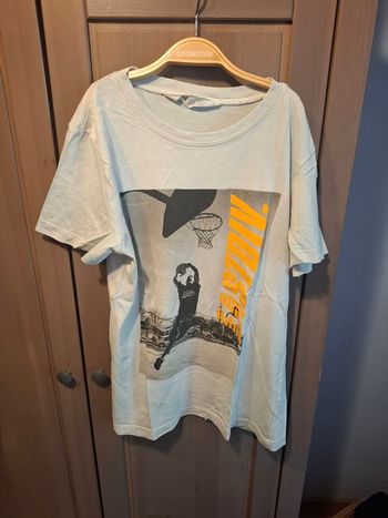 Tee 8/10 ans