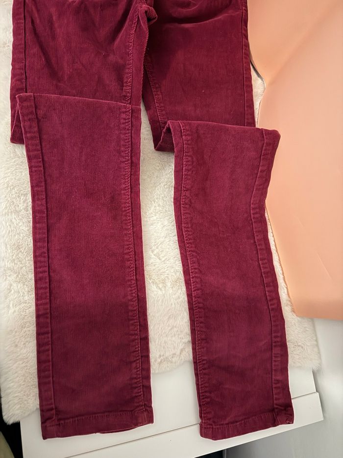 Pantalon velours côtelé bordeaux – Taille 12 ans – 5€ - photo numéro 2