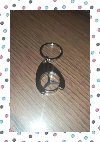 Porte clé mercedes