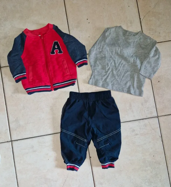 Lot de 2 ensembles garçon 6 mois - photo numéro 2