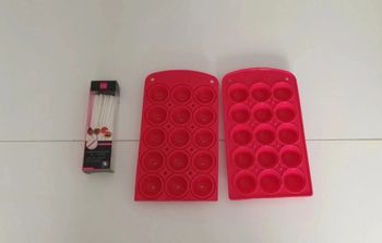 Moule et bâton pour pop cake 