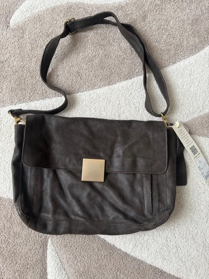 Sac en cuir Biba – Bandoulière réglable – Neuf avec étiquette