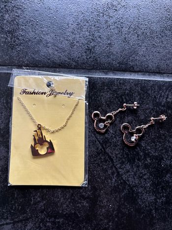 Lot bijoux mickey