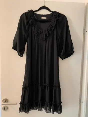 Robe fluide noire Jacqueline Riu taille 38