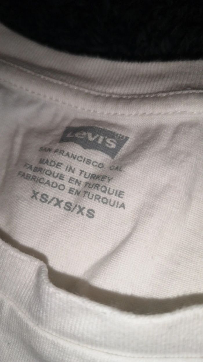 Tee shirt levi's - photo numéro 2