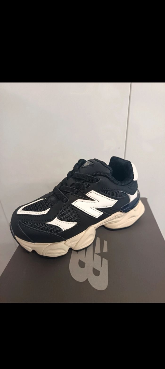 Basket enfants NB T.28