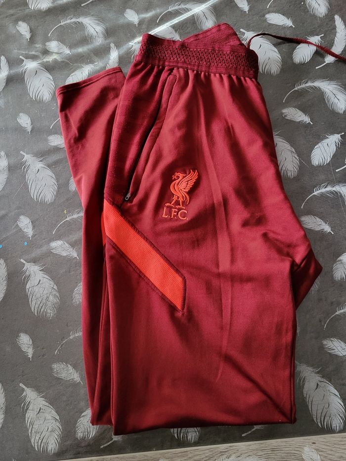 Jogging  Nike Dri-fit Liverpool