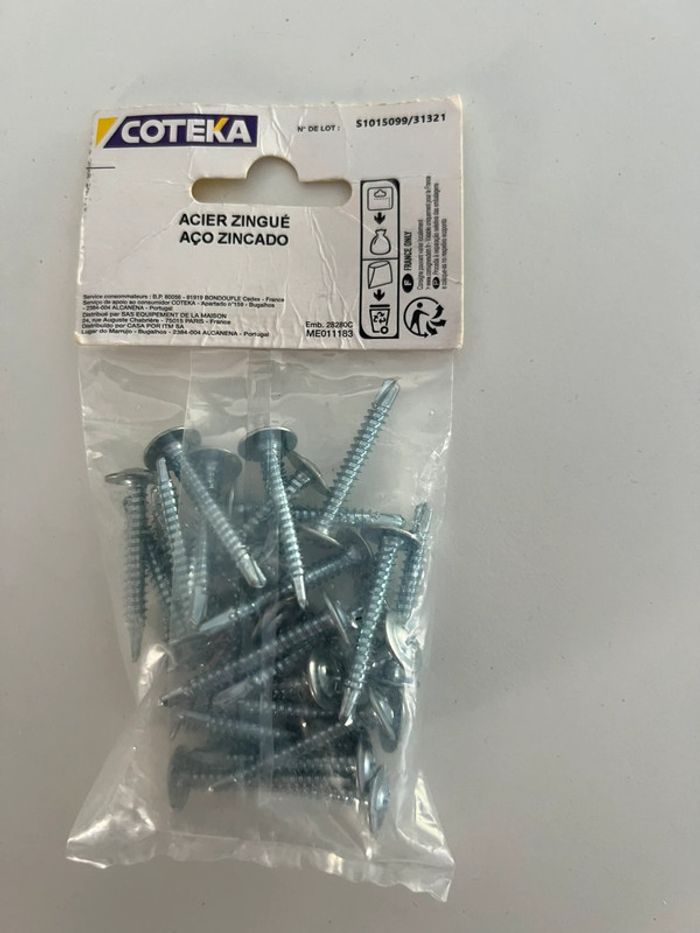 28 vis autoperceuses tête cylindrique 4,2x32mm - photo numéro 2