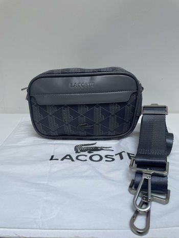 Sacoche lacoste