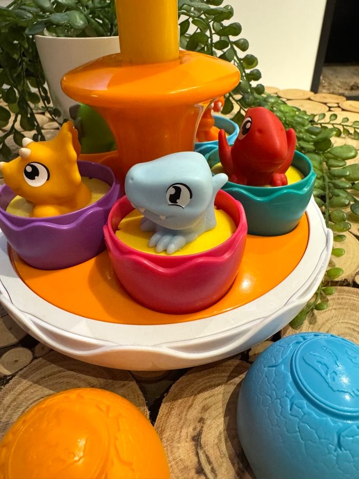 Toupie œuf dinosaures Jurassic Park jouet - photo numéro 4