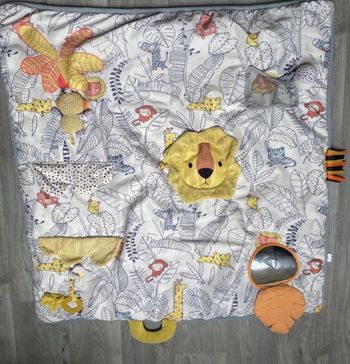 Tapis d’éveil lion