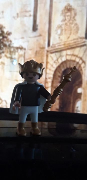 Playmobil 4163 Prince enfant chevalier 6807 ou 4163 relooké Playmobil knights chevaliers de 2010