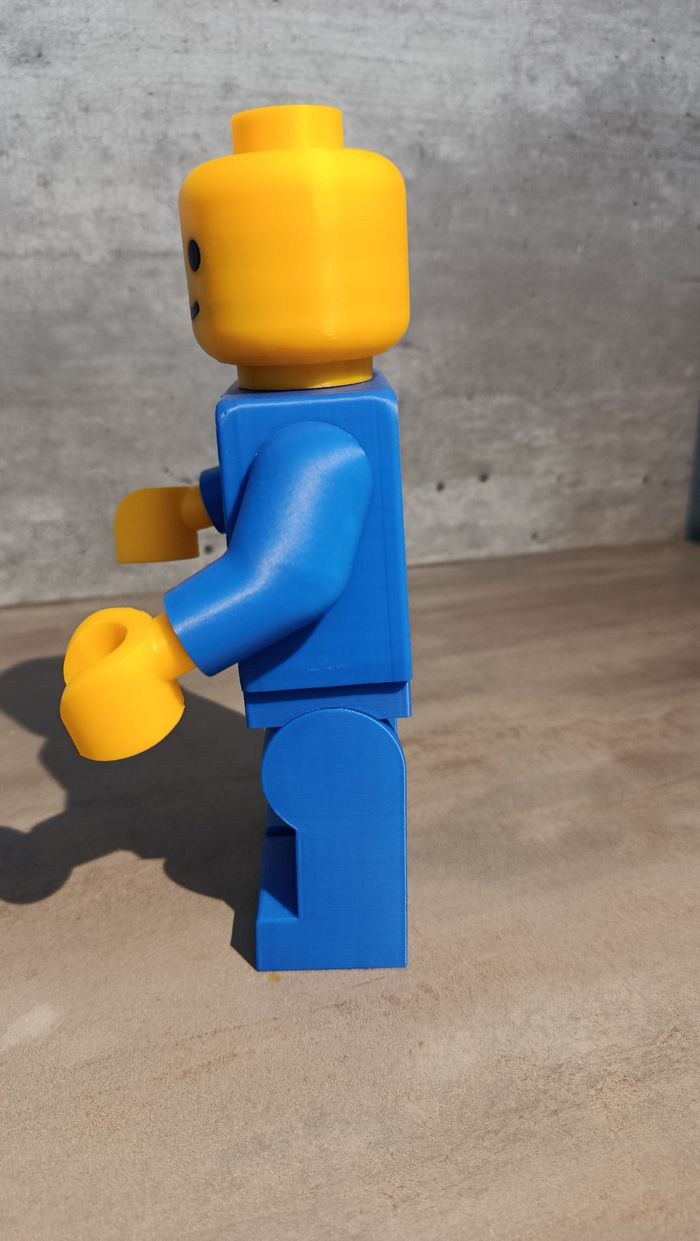 Joueur De Foot PSG lego 20 cm - photo numéro 4