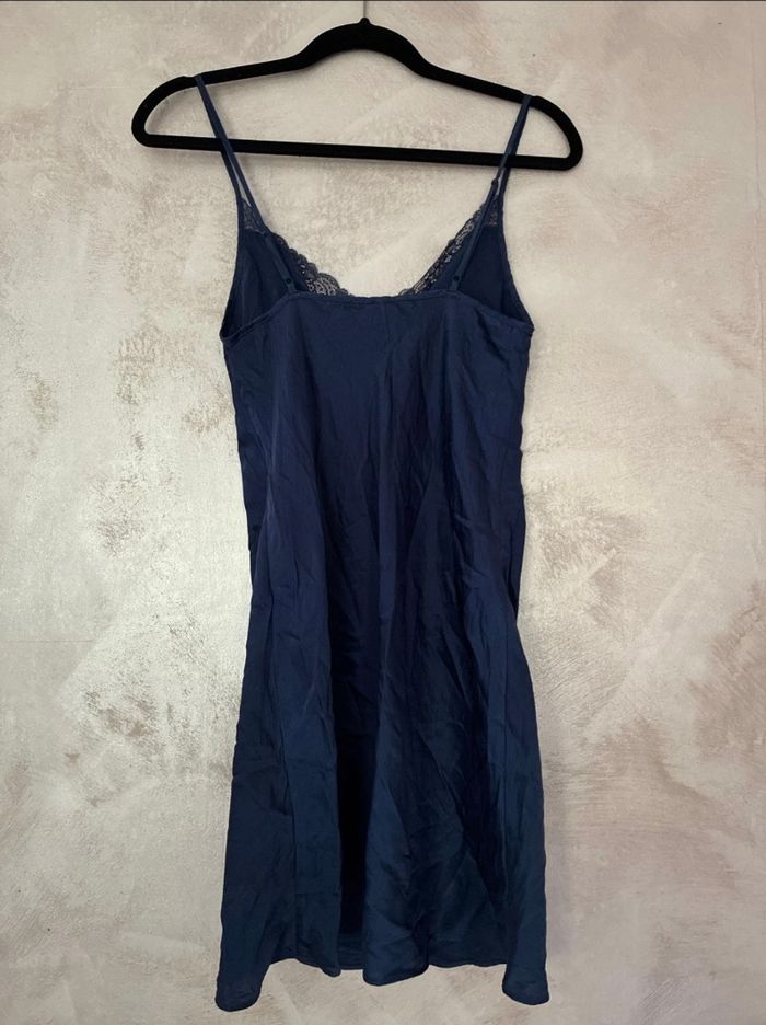 Nuisette en 100% soie milky bleu marine Etam - Taille S : 36 - 38 - photo numéro 3