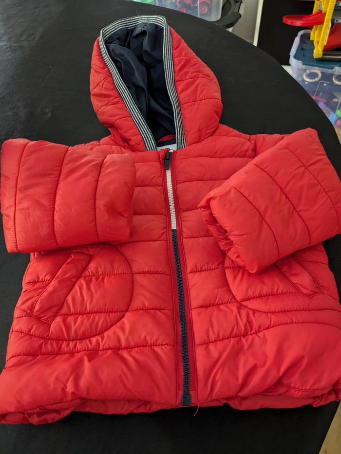doudoune rouge garçon de 24 mois a 36 mois