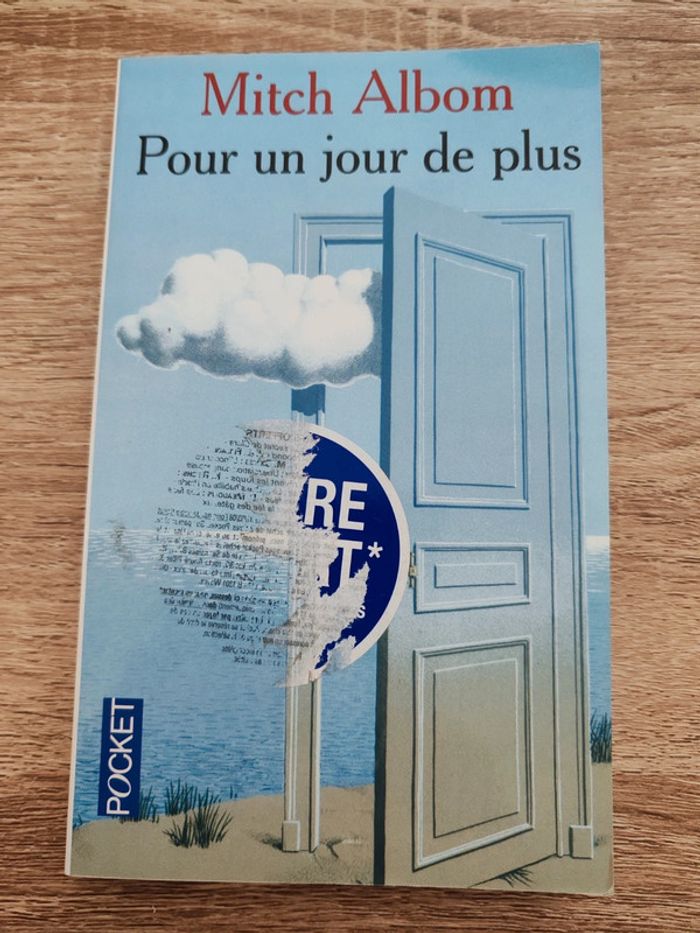 Mitch Albom 🌸 Pour un jour de plus - photo numéro 1