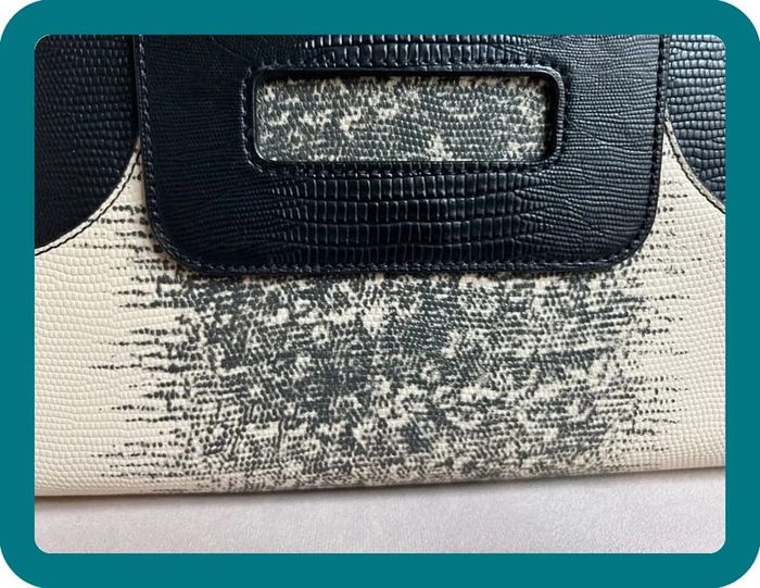 Sac pochette porté main ou épaule façon cuir exotique - Anne Fontaine - photo numéro 4
