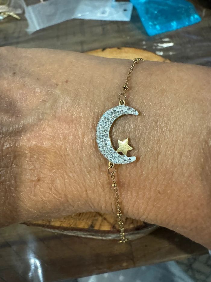 Bracelet réglable acier inoxydable or lune étoile cristaux