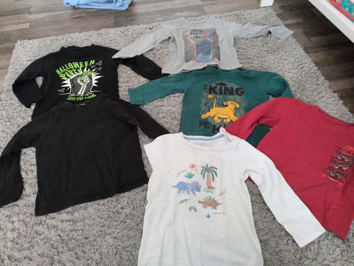Lot de T shirts manches longues