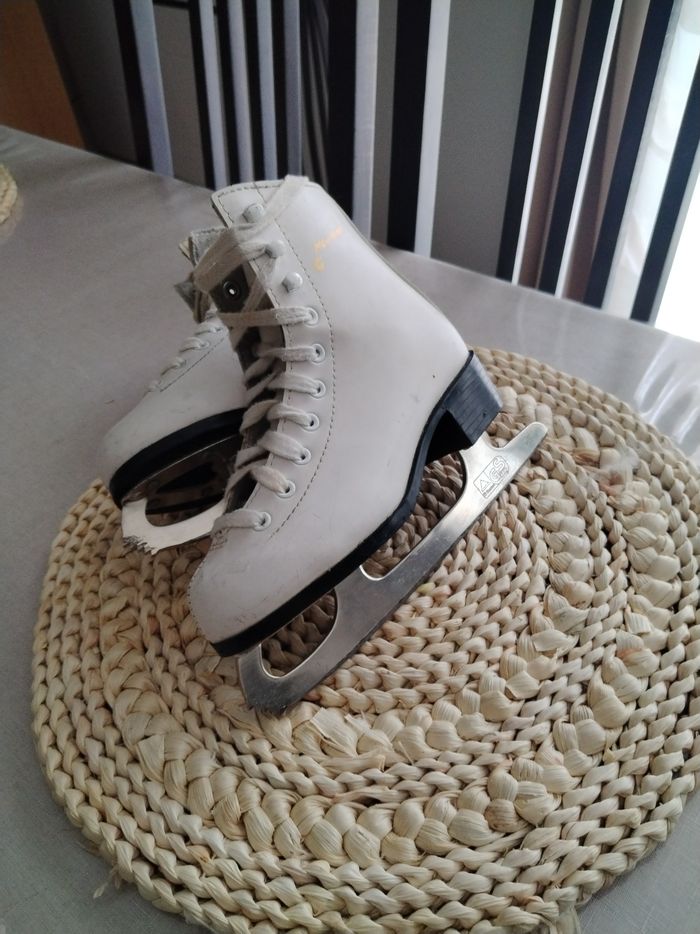 Patin à glace Graf Montana pointure 32 - photo numéro 3