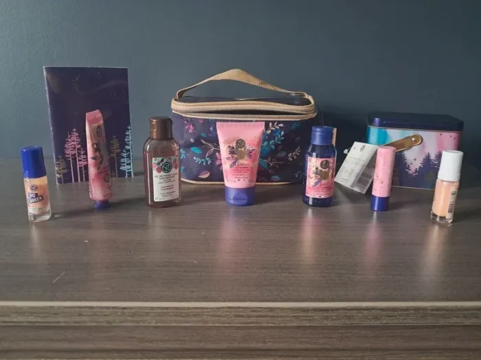 Lot yves rocher neuf