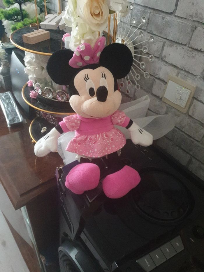 Peluche minnie qui rigole