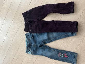 Lot de 2 jeans 4 ans