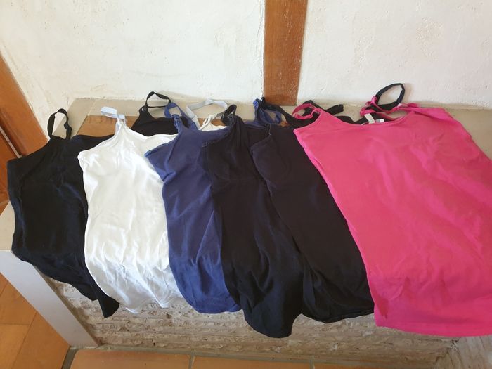 Lot de vêtements pour allaitement - photo numéro 2