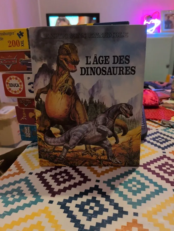 Livre enfant l'âge des dinosaures