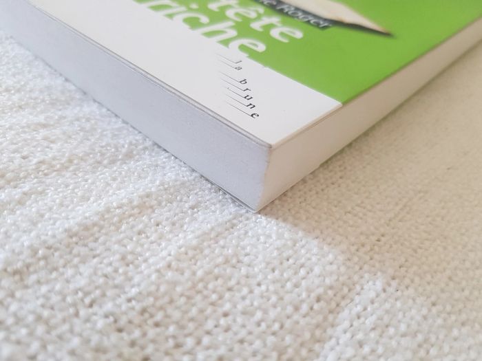 Livre la tête en friche de Marie-Sabine Roger - photo numéro 5