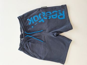 Short sport garçon bleu Reebok taille 140