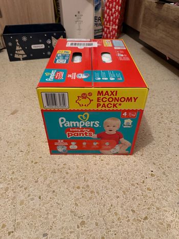 Pampers baby dry pants taille 4 