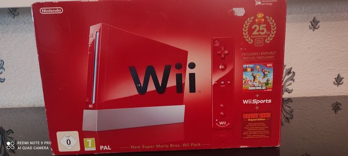 Console de jeux Wii  Rouge neuve - photo numéro 2