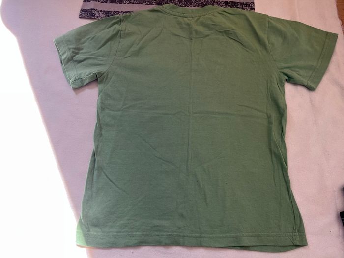 2 tee-shirts 12 ans - photo numéro 4