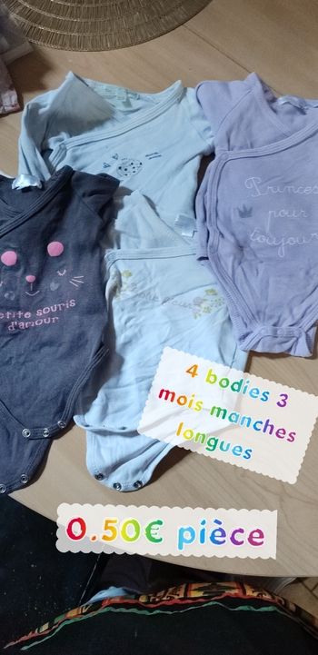 4 Bodies manches longues 3 mois